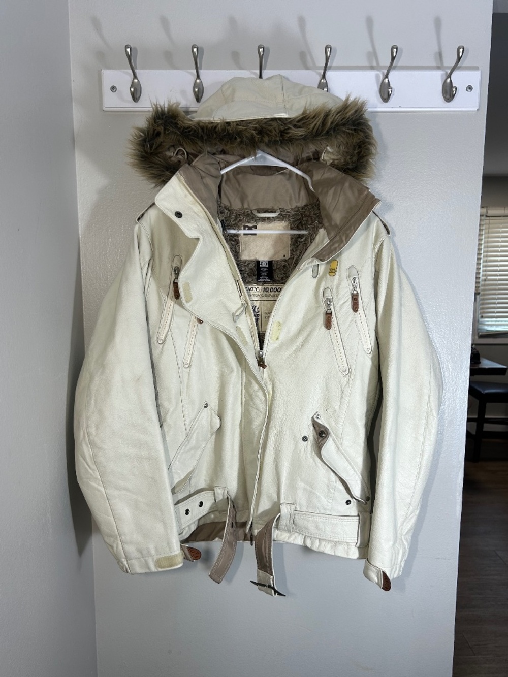 Vintage DC Shoes Leather Ski Jacket Exotex 10K Faux Fur Women Size M Heavyweight